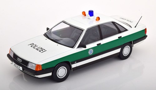Triple audi 100 c3 - 100,