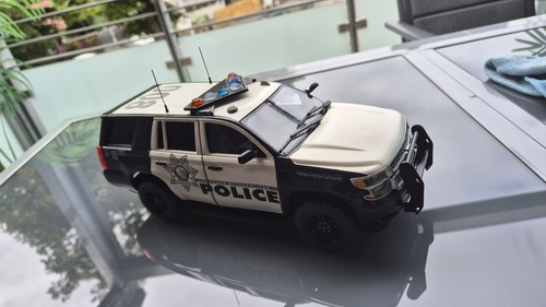 Chevrolet tahoe las - 1:18,
