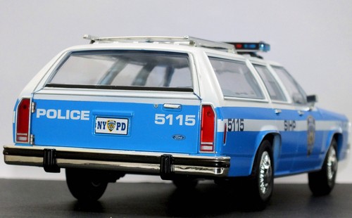 Greenlight 1988 ford ltd - 1:18,
